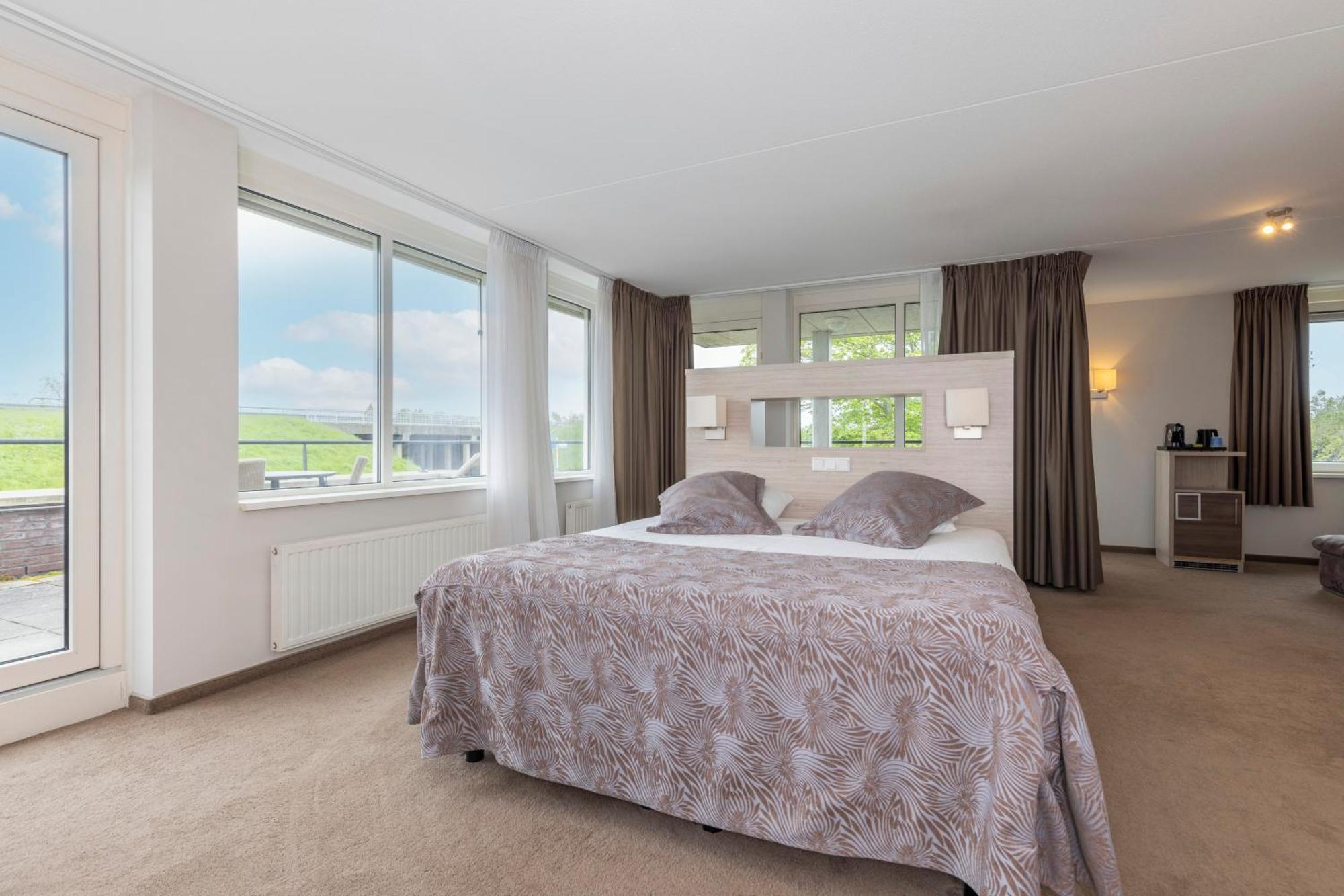 Fletcher Wellness-Hotel Kamperduinen Kamperland Esterno foto