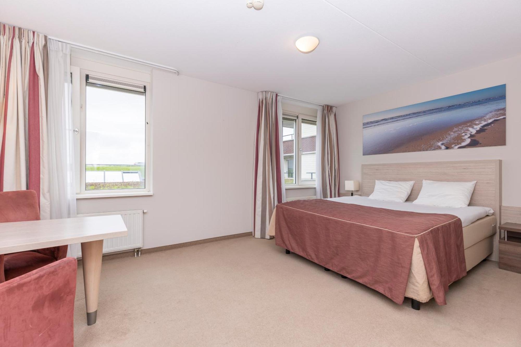 Fletcher Wellness-Hotel Kamperduinen Kamperland Esterno foto